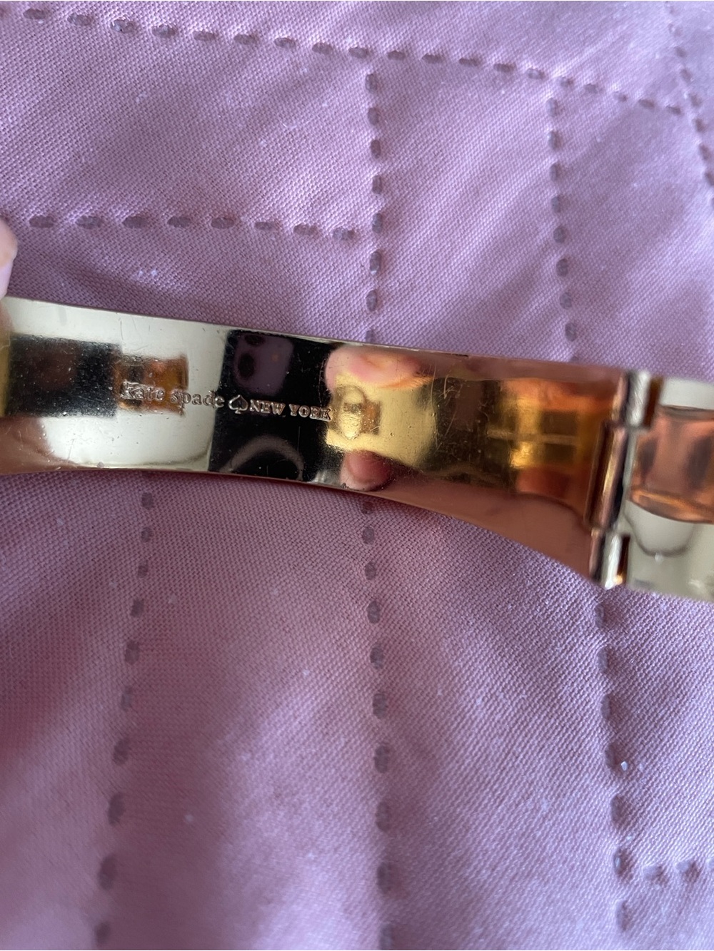 kate spade Gold-Tone Black Enamel Pyramid Clasp Bangle EUC - Picture 5 of 6